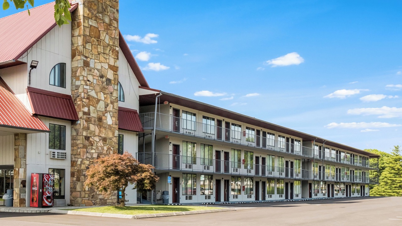 Photo of Outdoor in Dandridge
