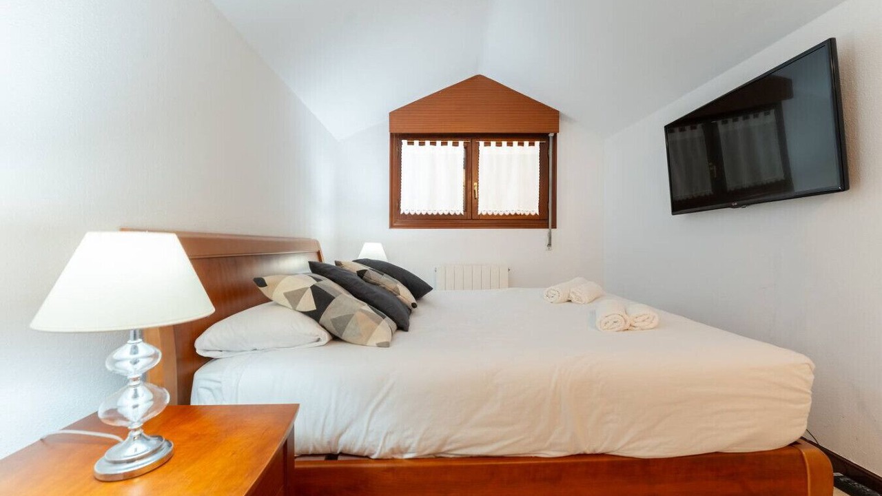 Photo of Bedroom in Somo