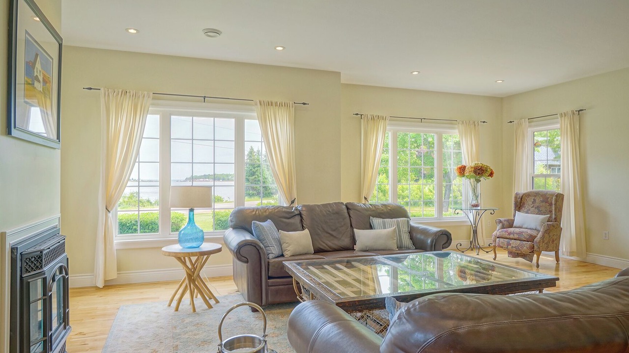 Photo of Livingroom in Bay Fortune