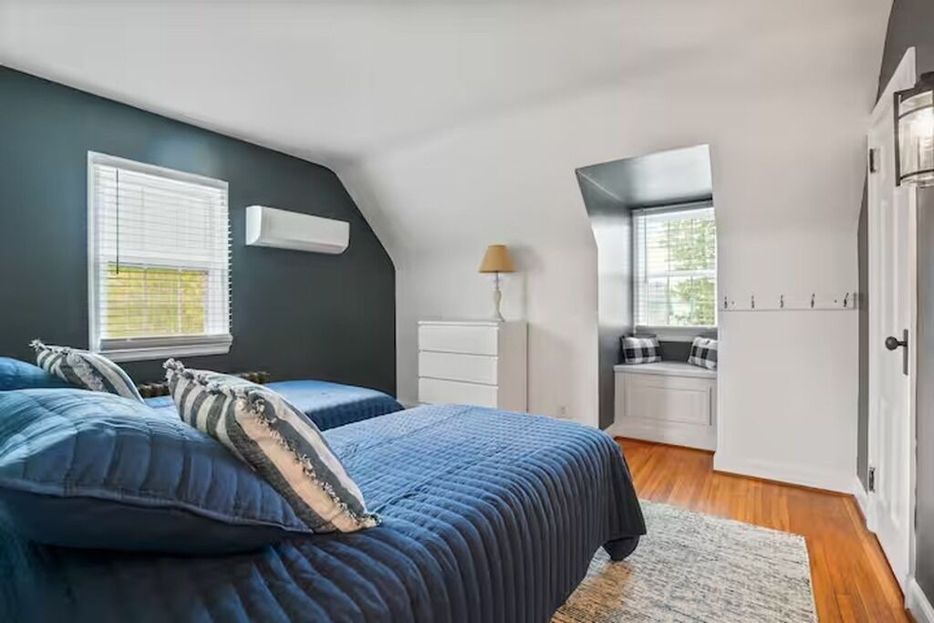 Photo of Bedroom in Lewis Center