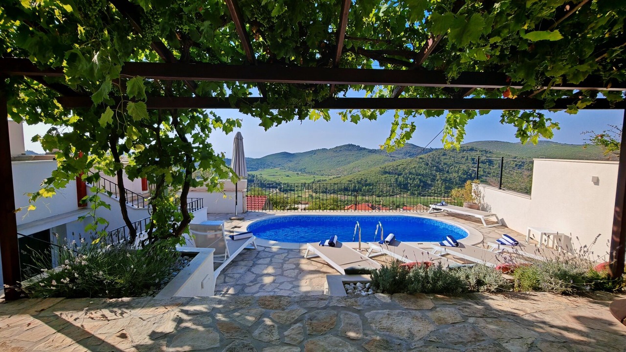 Photo of Outdoor in Smokvica