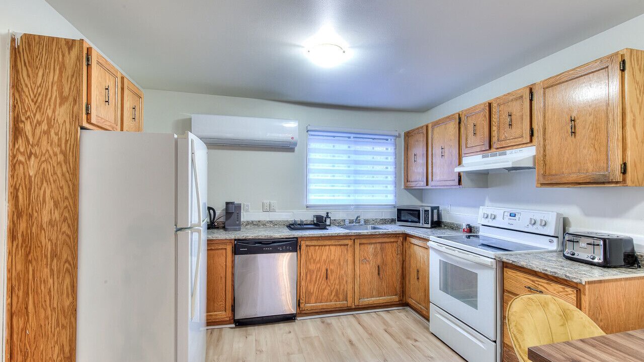 Photo of Kitchen in Pierrefonds-Roxboro