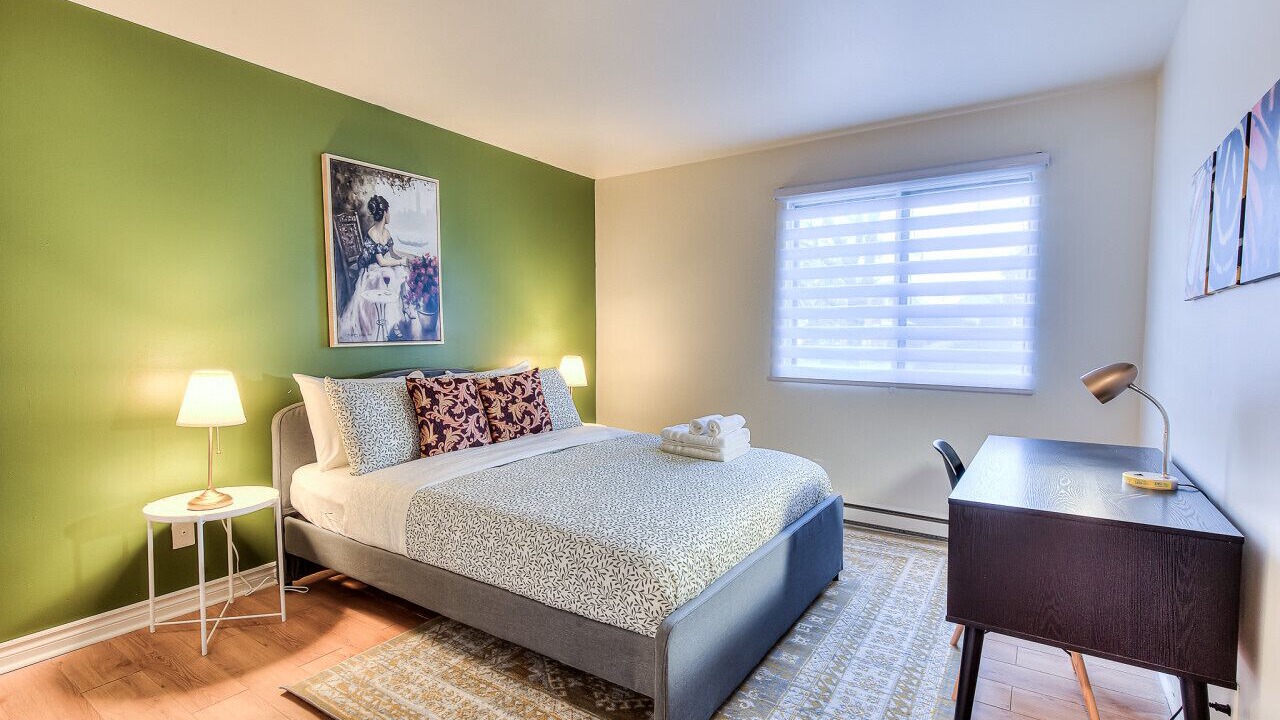Photo of Bedroom in Pierrefonds-Roxboro