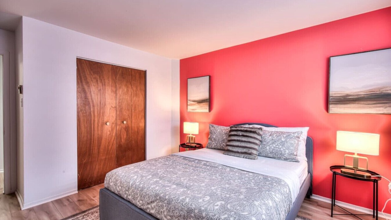 Photo of Bedroom in Pierrefonds-Roxboro