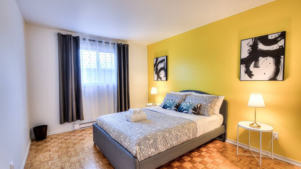 Photo of Bedroom in Pierrefonds-Roxboro