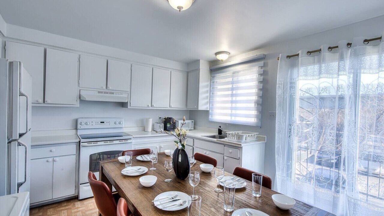 Photo of Kitchen in Pierrefonds-Roxboro