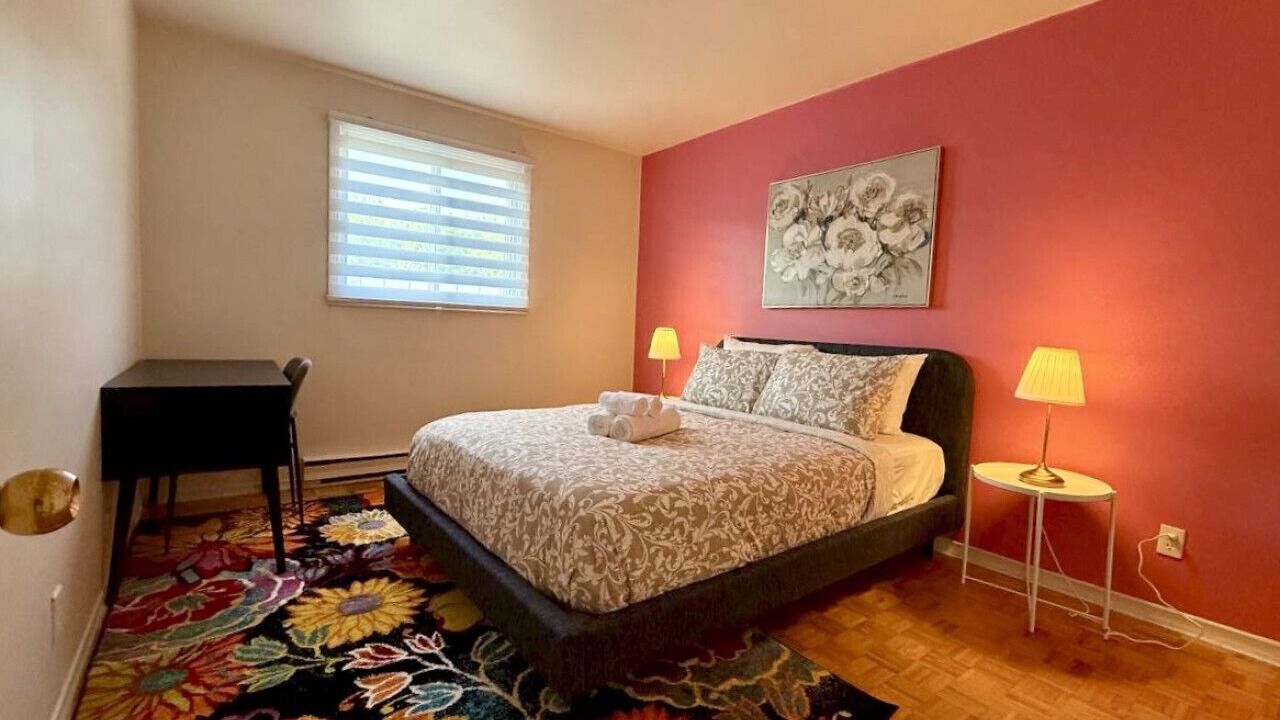 Photo of Bedroom in Pierrefonds-Roxboro