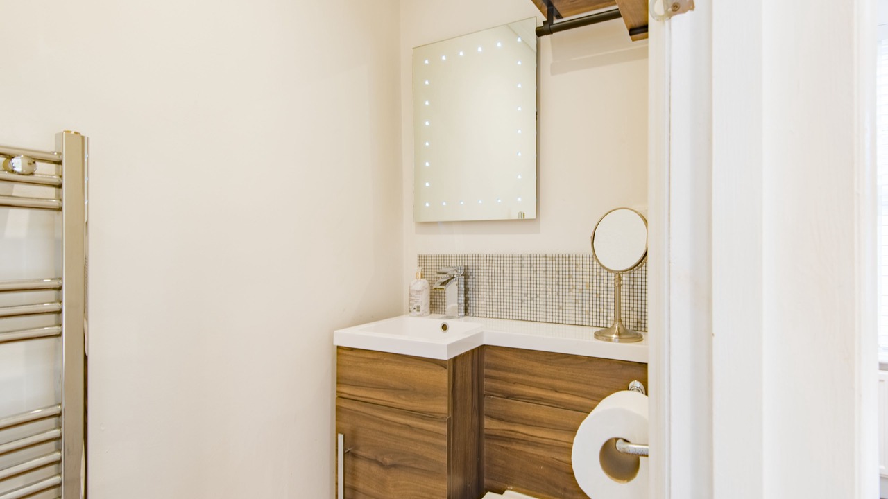 Photo of Bathroom in Sandwich