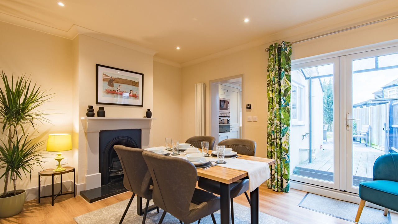 Photo of Others in Sandwich