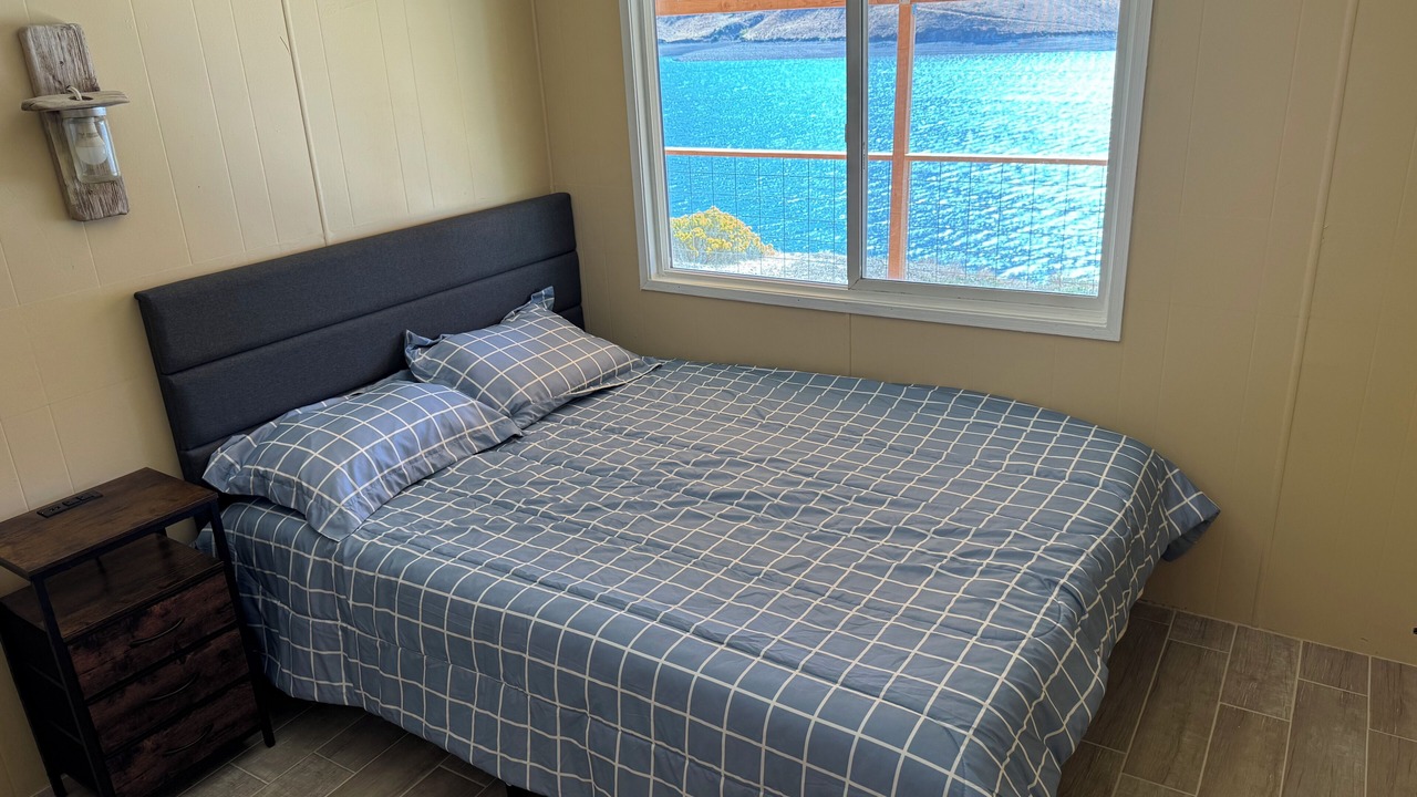 Photo of Bedroom in Huntington