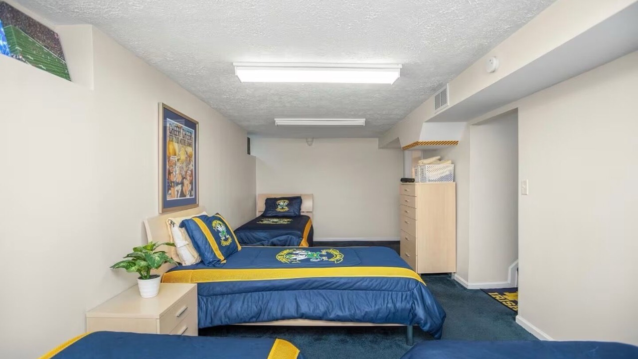 Photo of Bedroom in Notre Dame