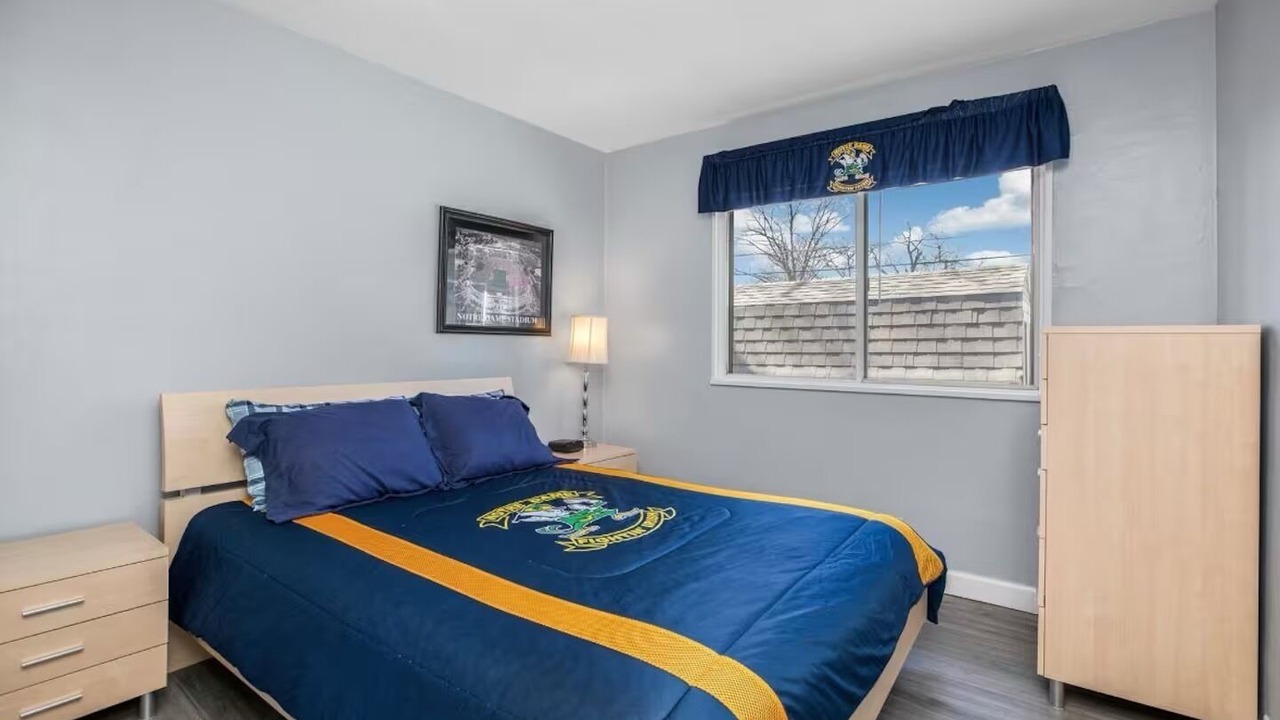 Photo of Bedroom in Notre Dame