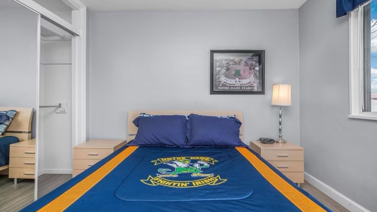 Photo of Bedroom in Notre Dame