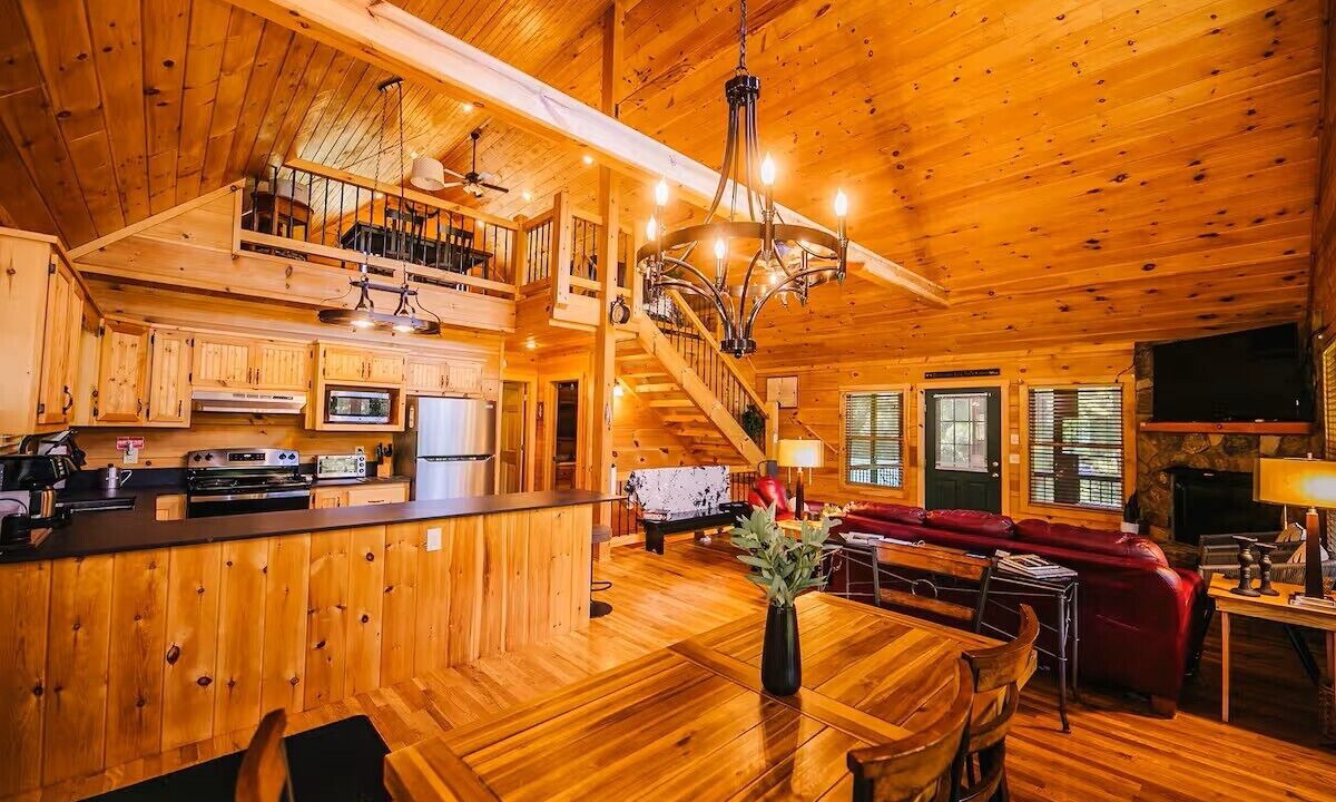 Photo of Livingroom in Draper