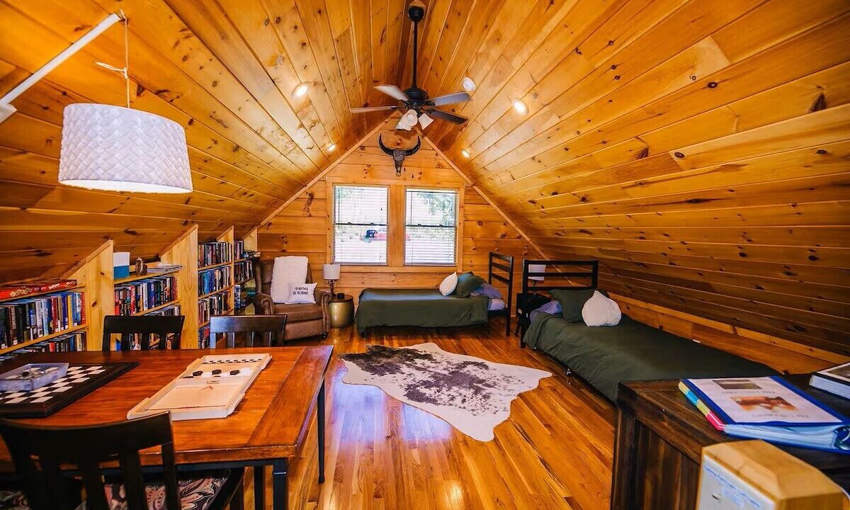 Photo of Bedroom in Draper