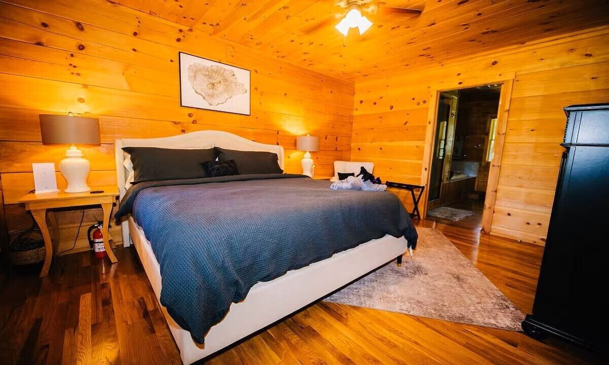 Photo of Bedroom in Draper