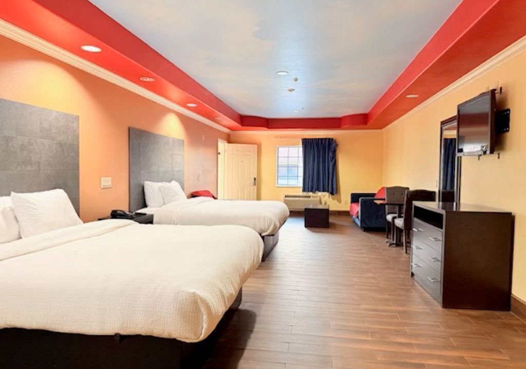 Photo of Bedroom in Greater Fondren Southwest