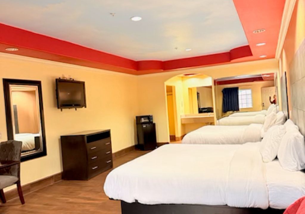 Photo of Bedroom in Greater Fondren Southwest