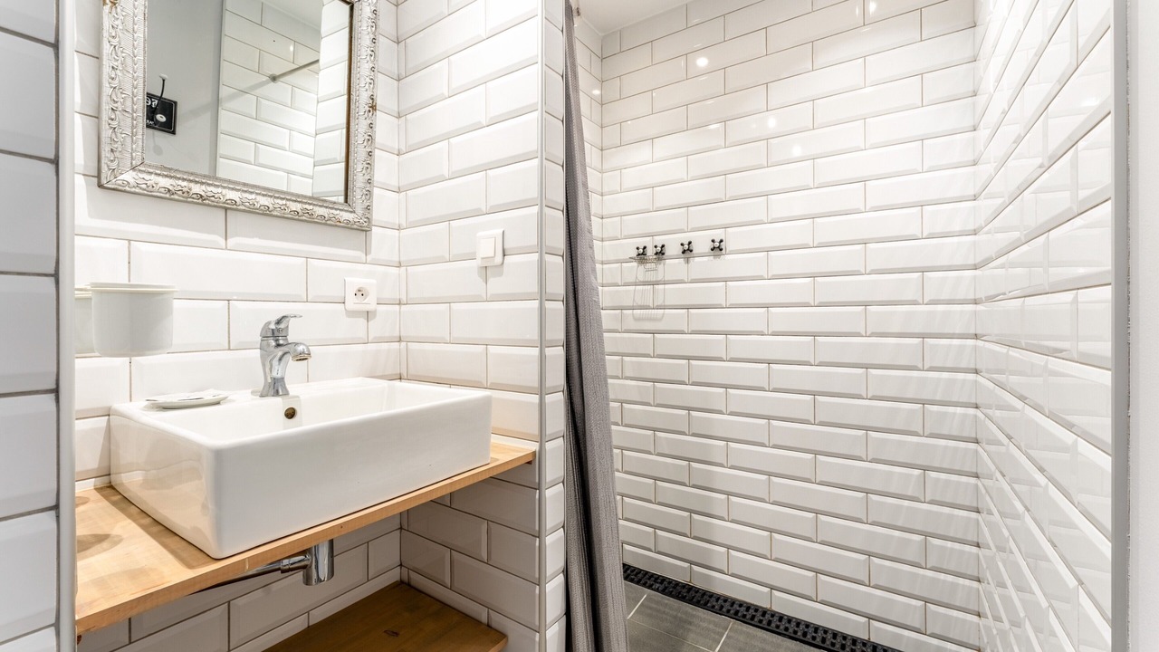 Photo of Bathroom in Tavel