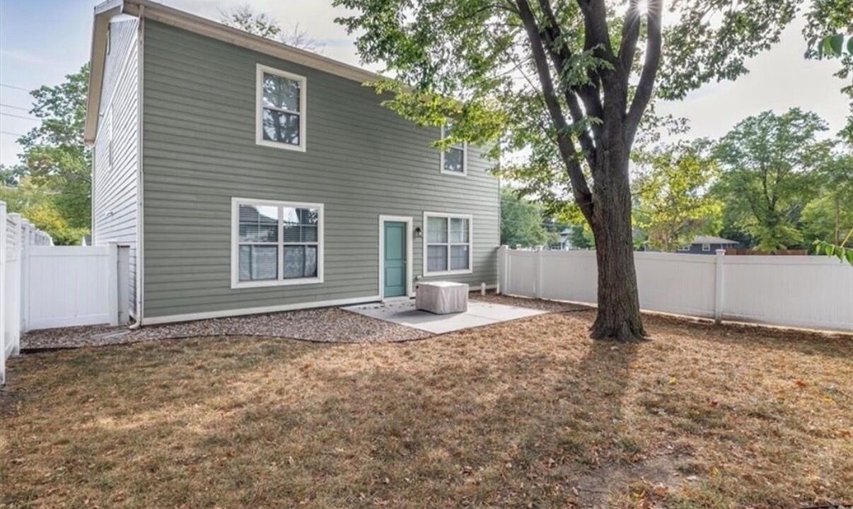 Photo of Outdoor in Lawrence