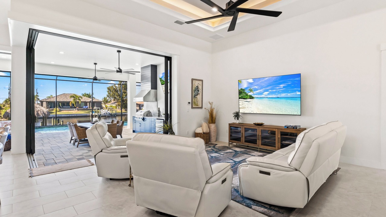 Photo of Livingroom in Burnt Store