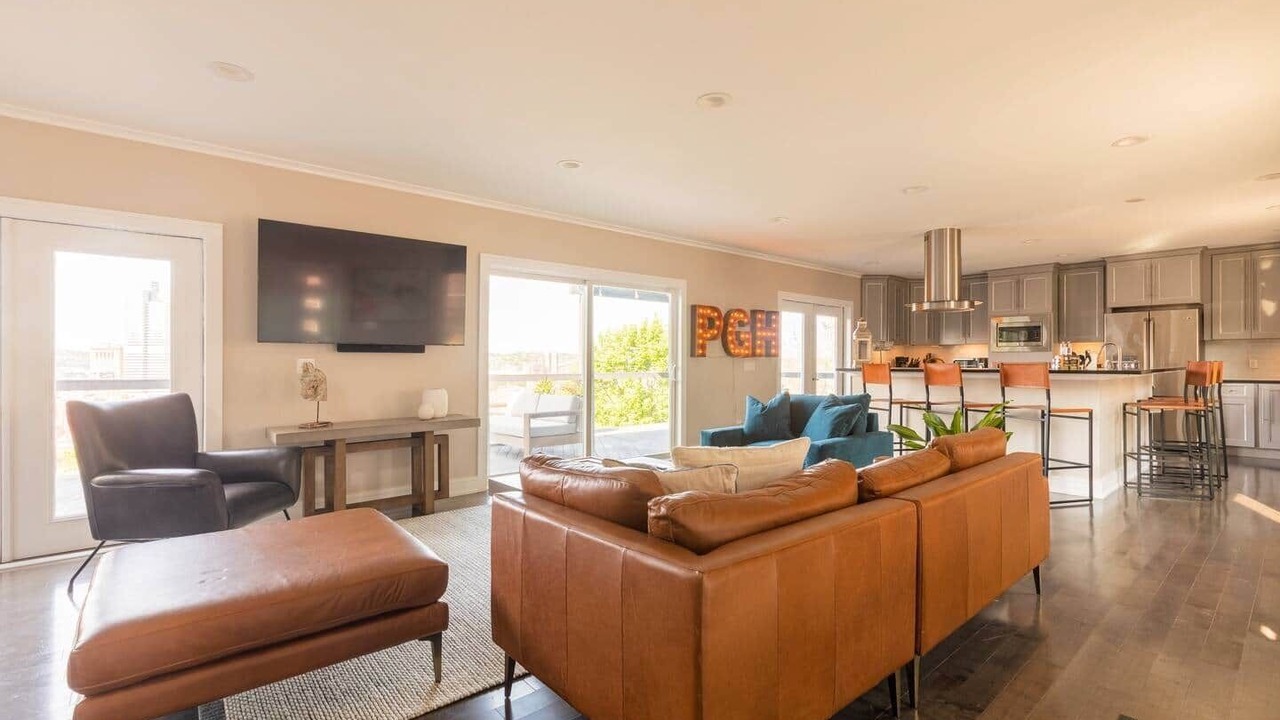Photo of Livingroom in Mount Washington