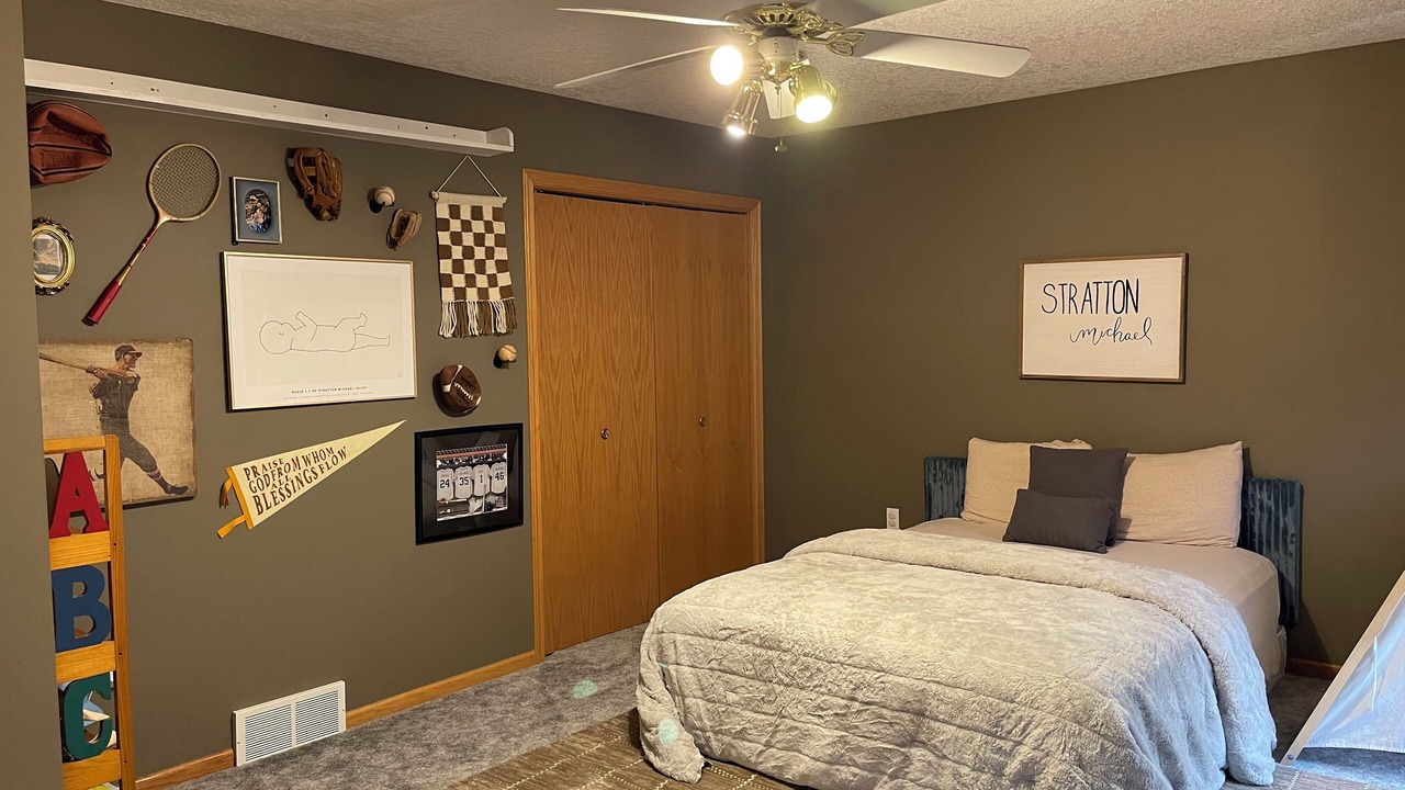 Photo of Bedroom in Guthrie County