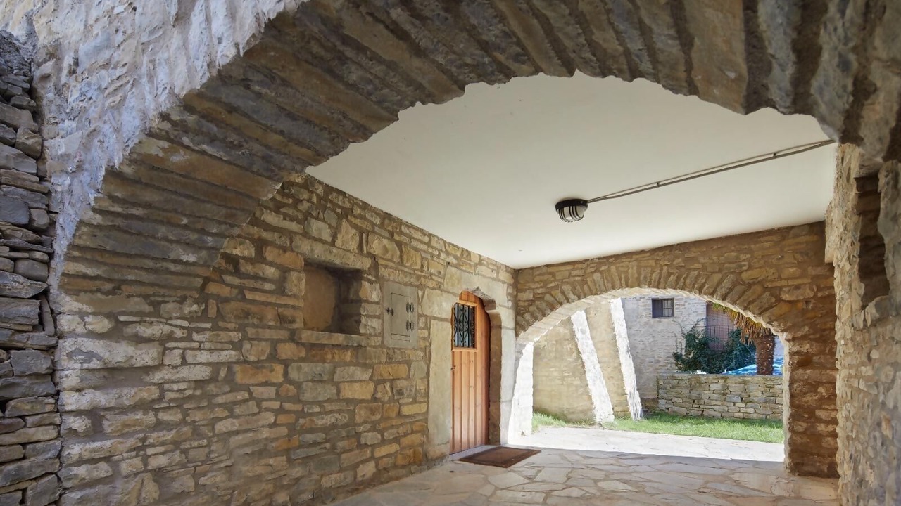 Photo of Outdoor in Araguas del Solano