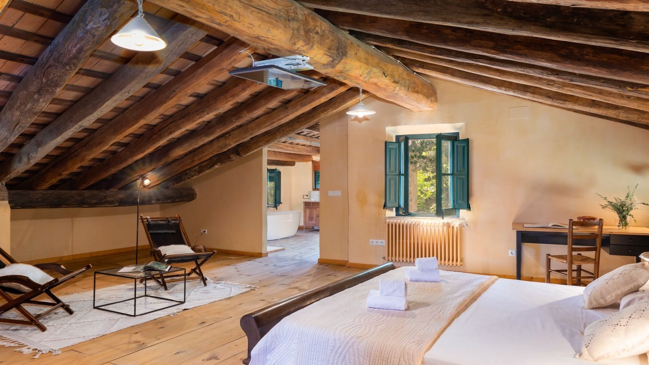 Photo of Bedroom in Forallac