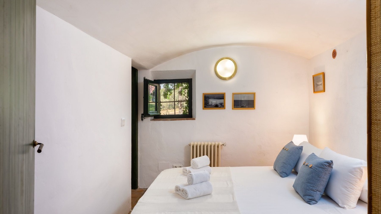 Photo of Bedroom in Forallac