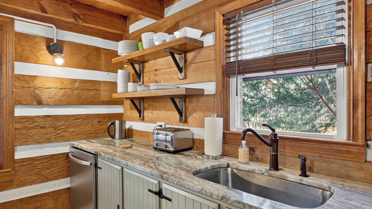 Photo of Kitchen in Fishers Hill