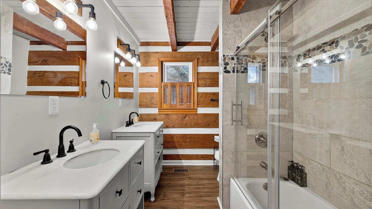 Photo of Bathroom in Fishers Hill