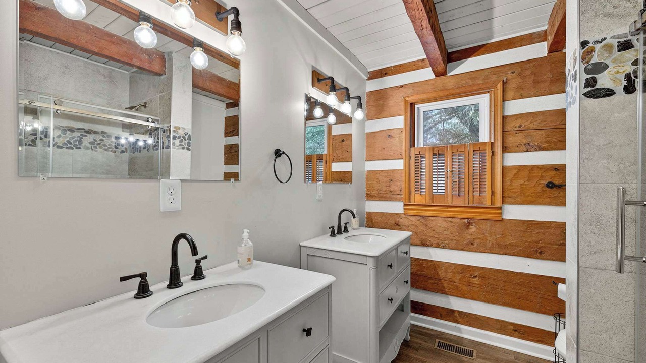 Photo of Bathroom in Fishers Hill