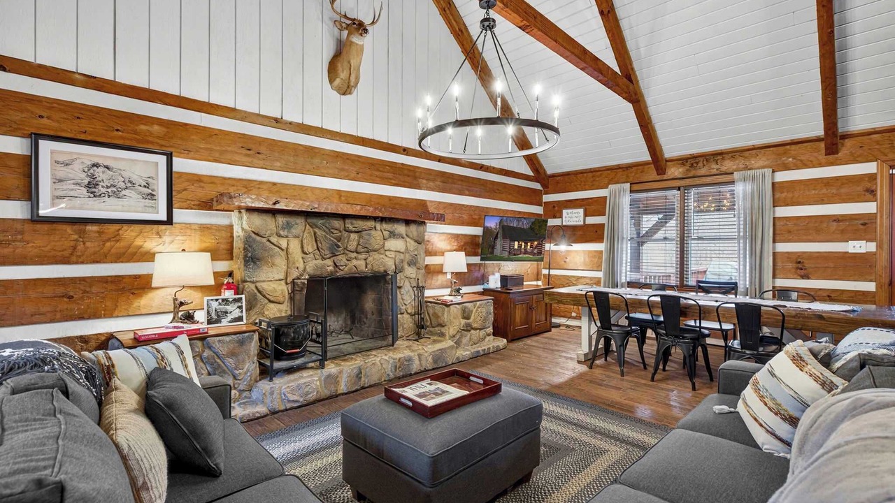 Photo of Livingroom in Fishers Hill