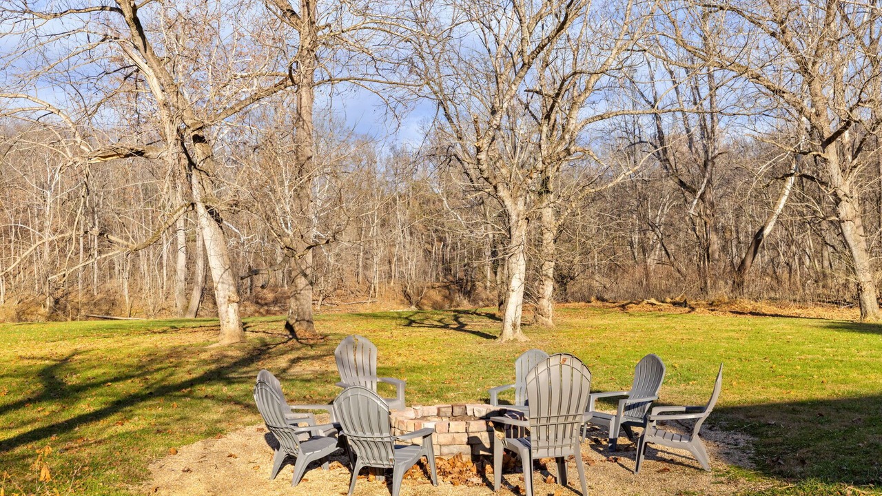 Photo of Outdoor in Fishers Hill