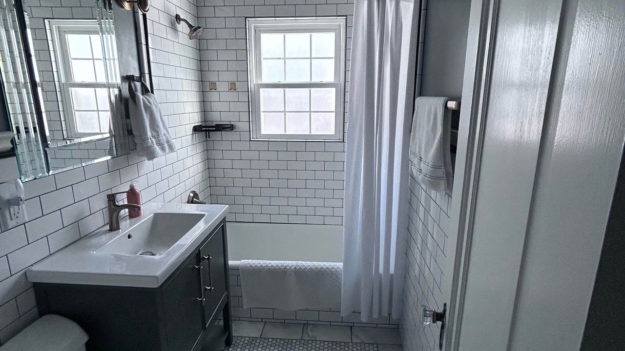 Photo of Bathroom in Emporia