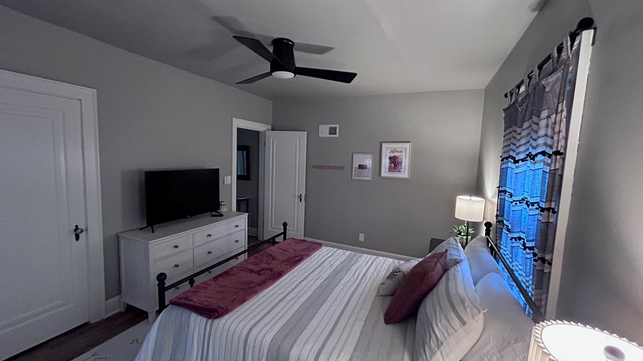 Photo of Bedroom in Emporia