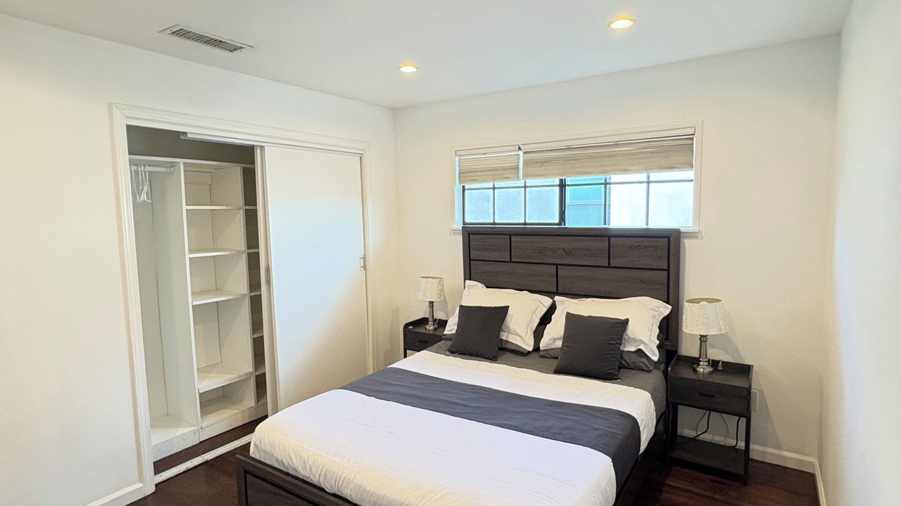 Photo of Bedroom in Ladera Heights