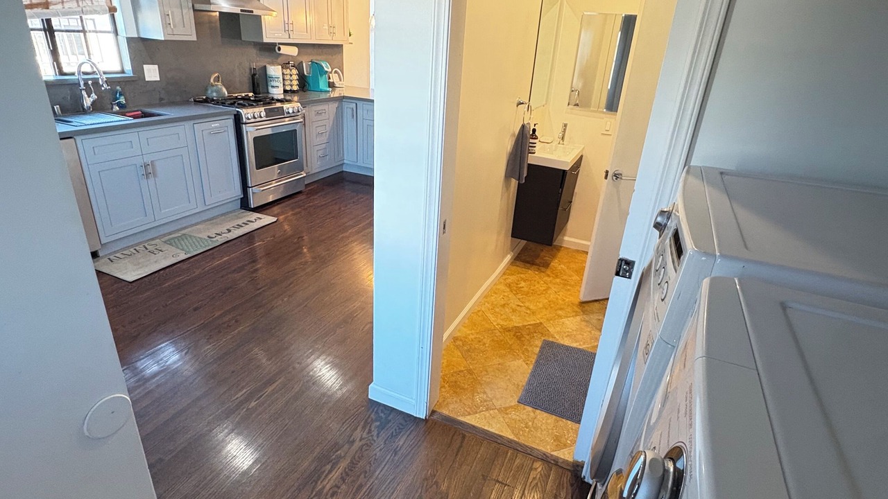 Photo of Kitchen in Ladera Heights
