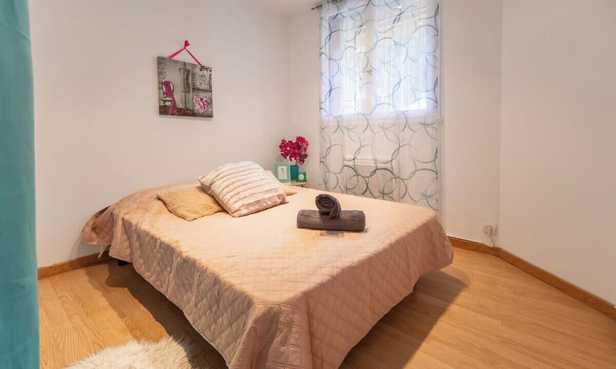 Photo of Bedroom in Saint-Barnabe