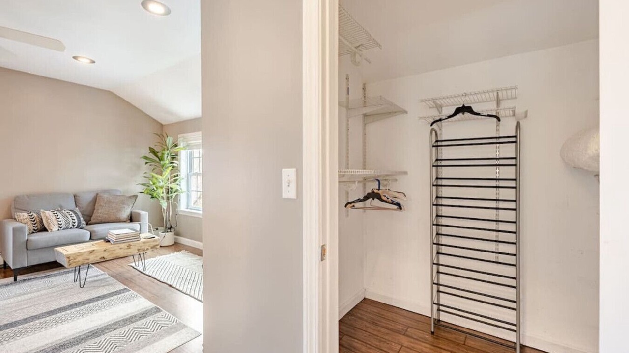 Photo of Livingroom in Pittsfield