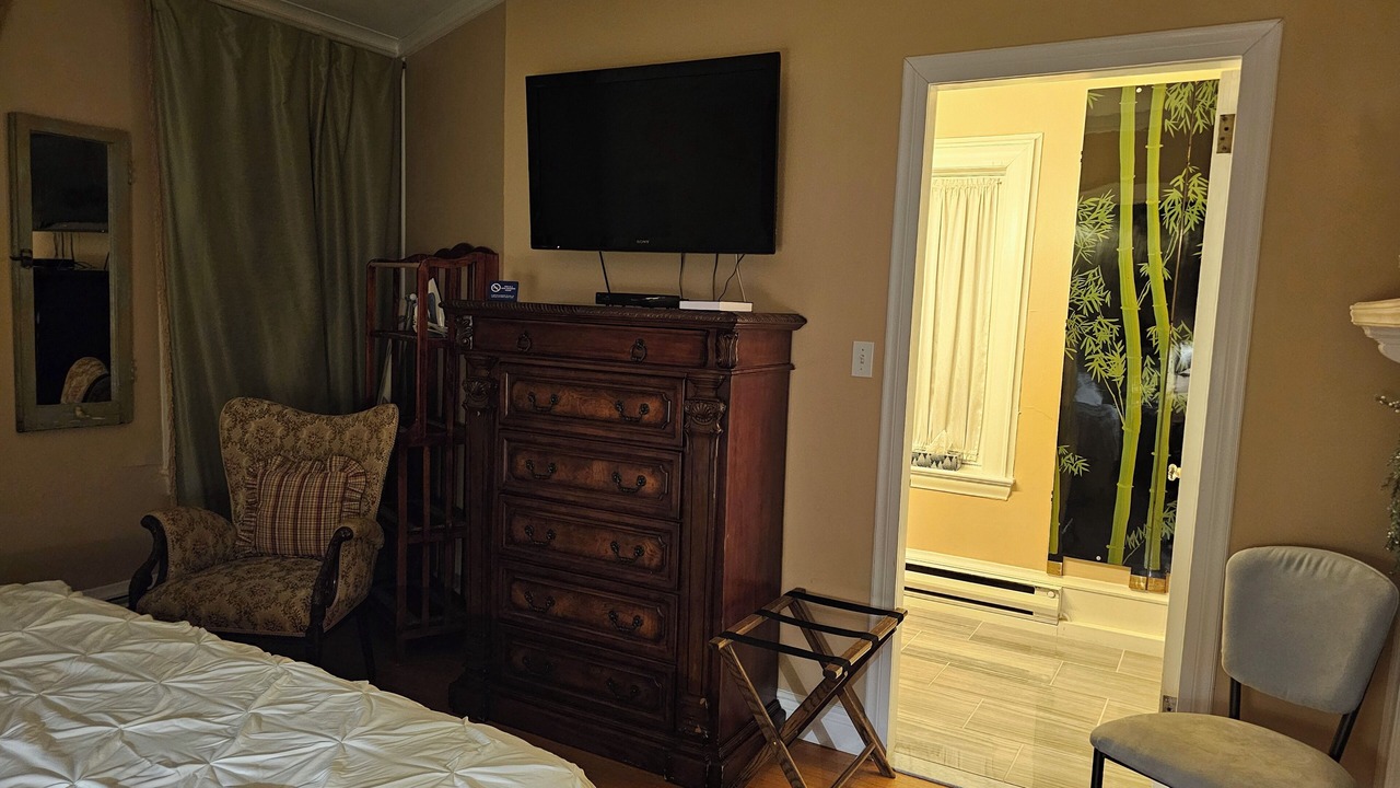 Photo of Bedroom in Pembroke