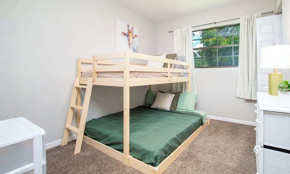 Photo of Bedroom in Westside