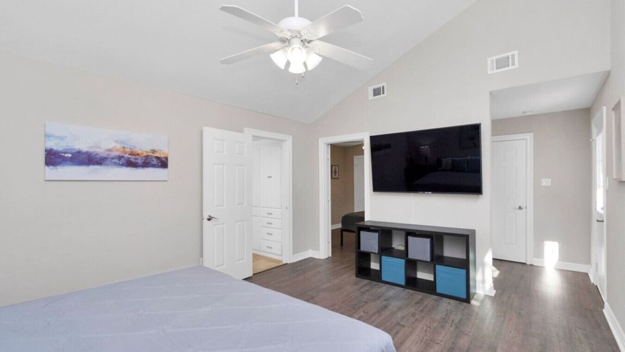 Photo of Bedroom in Kingwood