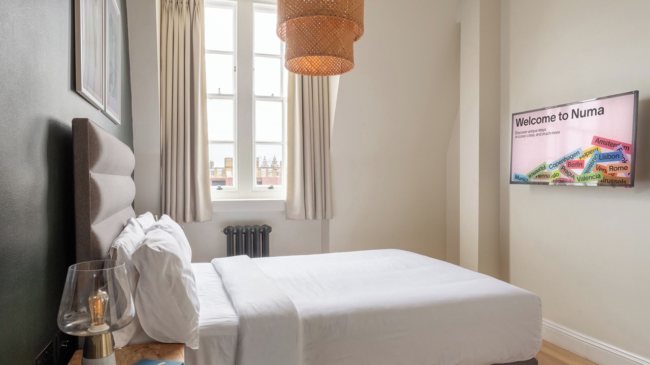 Photo of Bedroom in Chelsea