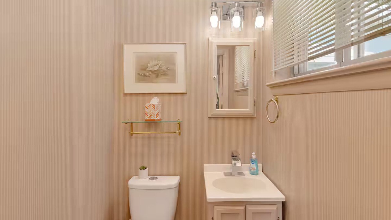 Photo of Bathroom in Rossville