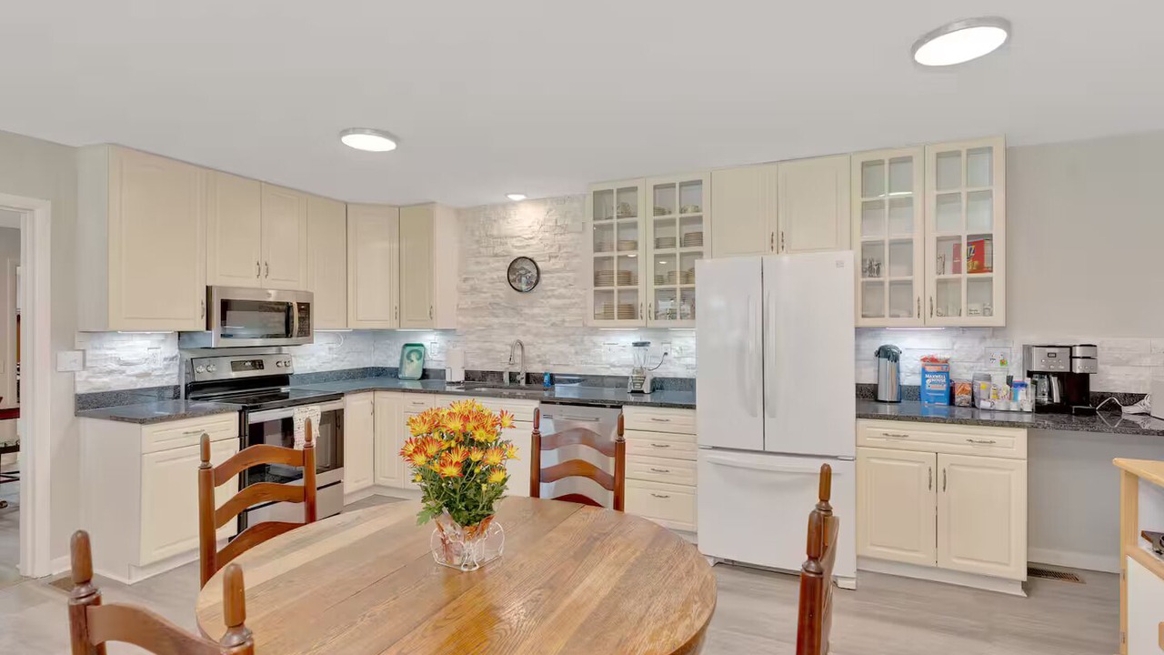 Photo of Kitchen in Rossville