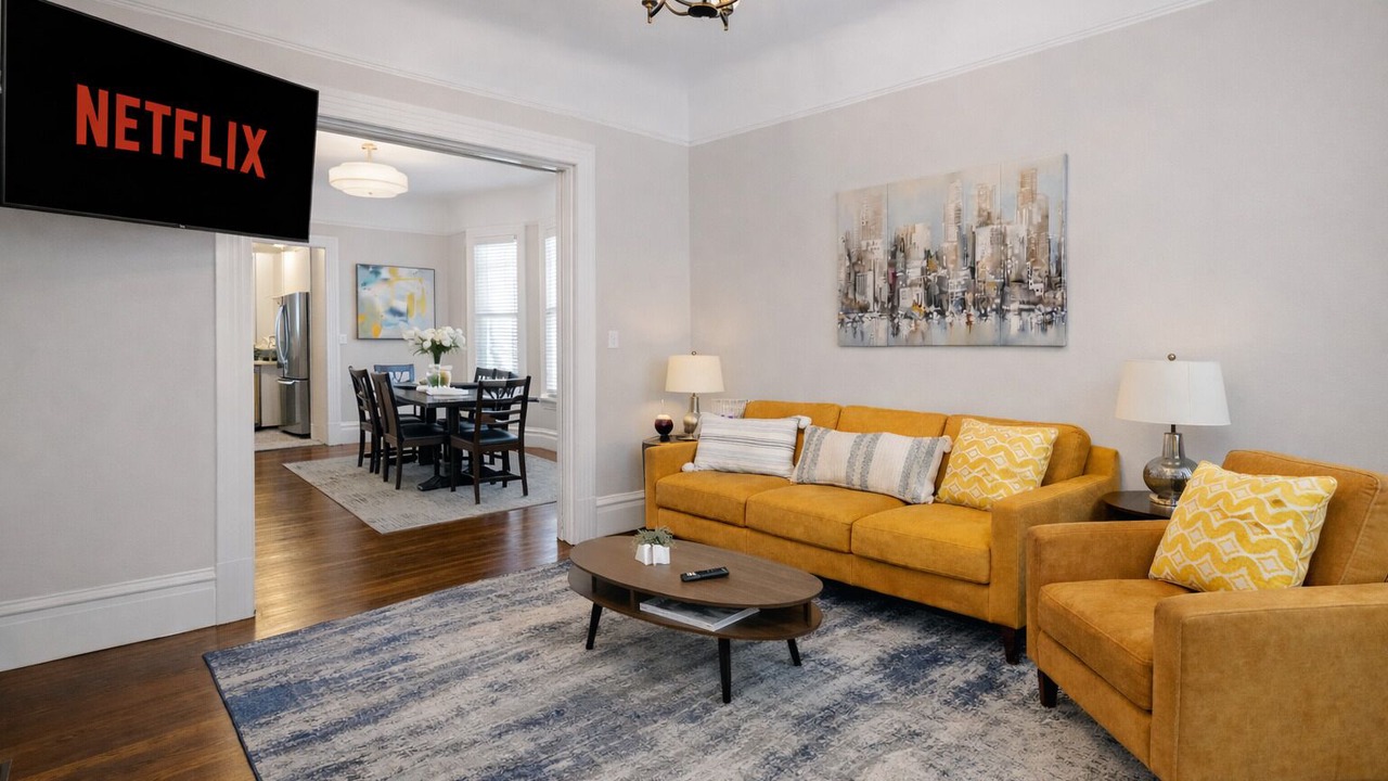 Photo of Bedroom in Oakland