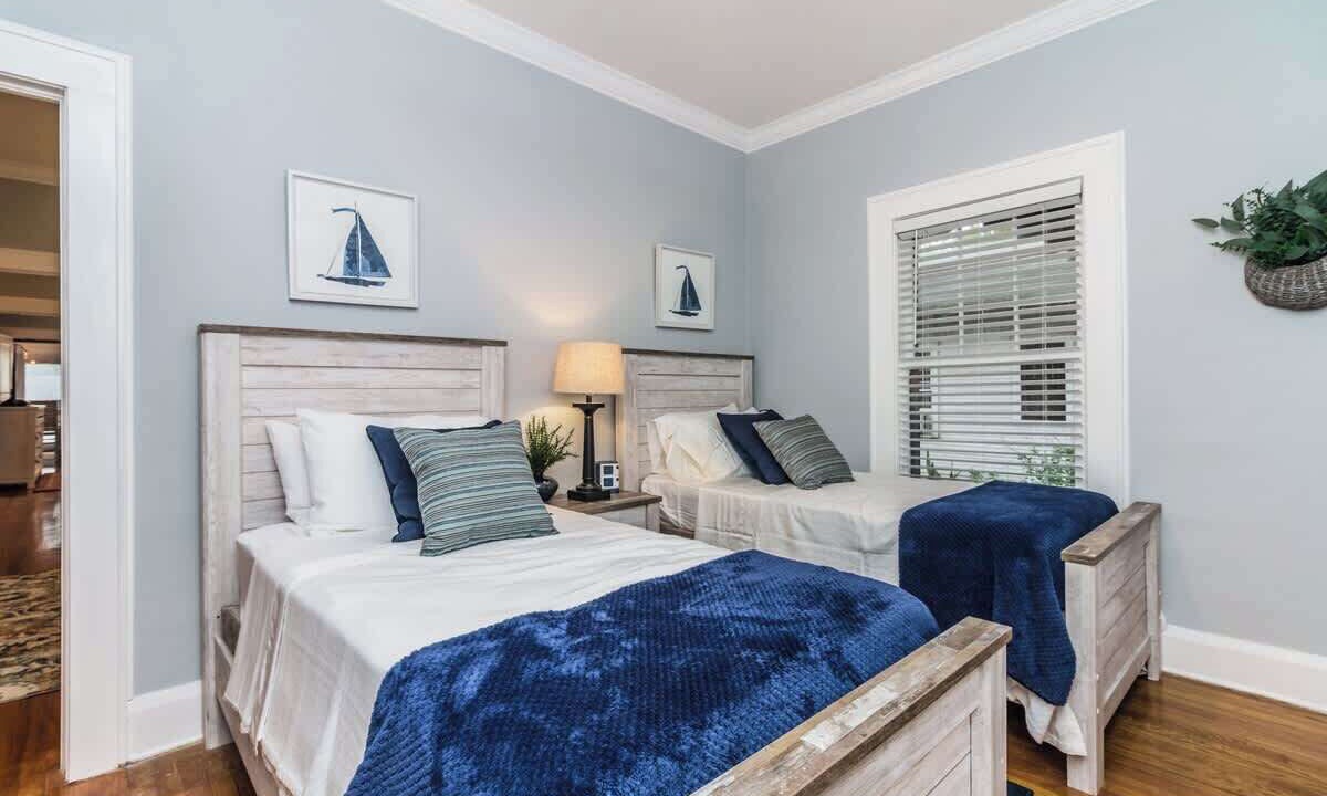 Photo of Bedroom in East Lake Morton