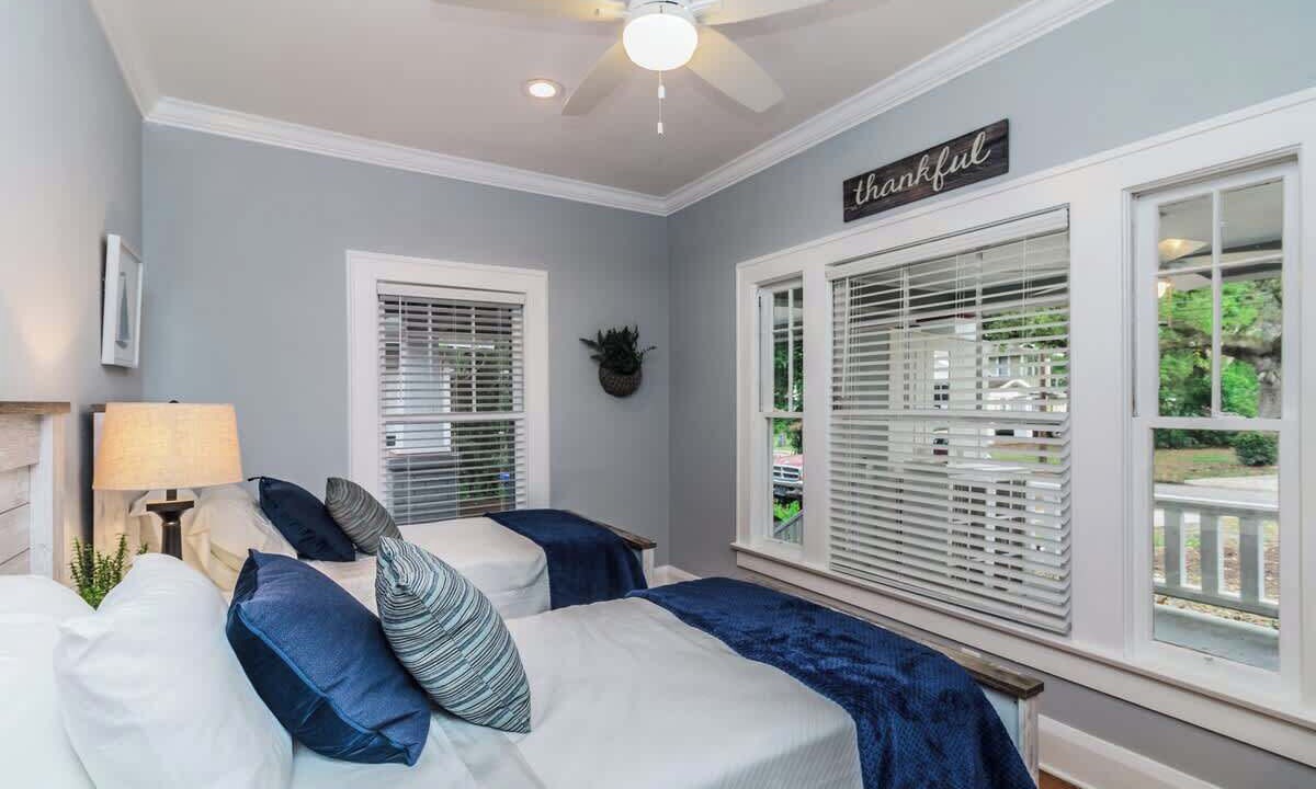 Photo of Bedroom in East Lake Morton